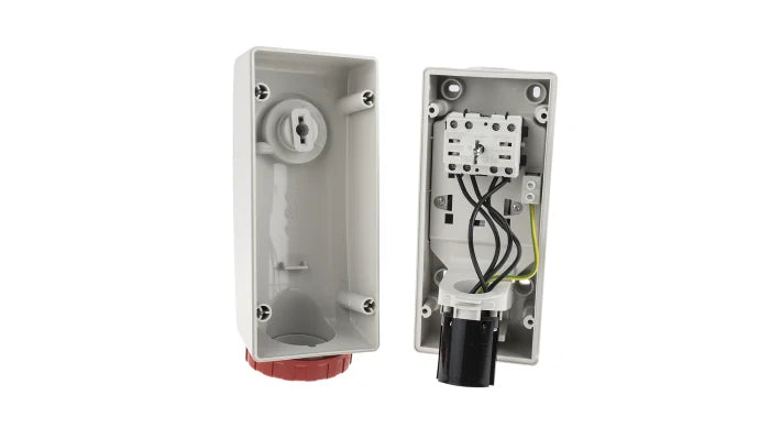 561.1687 Scame Advance 2 Interlocked Socket 16A 3P+N+E 6h 346-415V